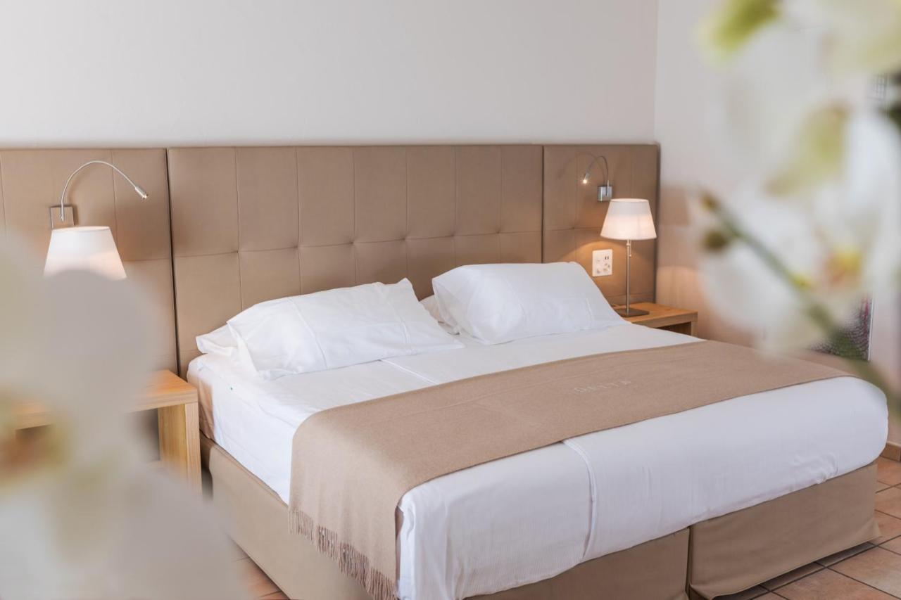 Villa Favorita - Parkhotel Delta 아스꼬나 외부 사진